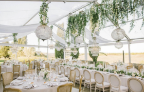tenso crystal marquee wooden floor dinner tuscany 5